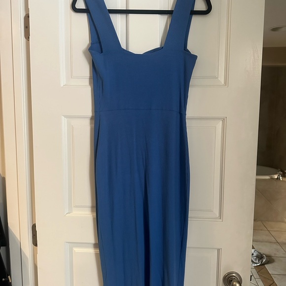 Reformation midi dress - Picture 3 of 6